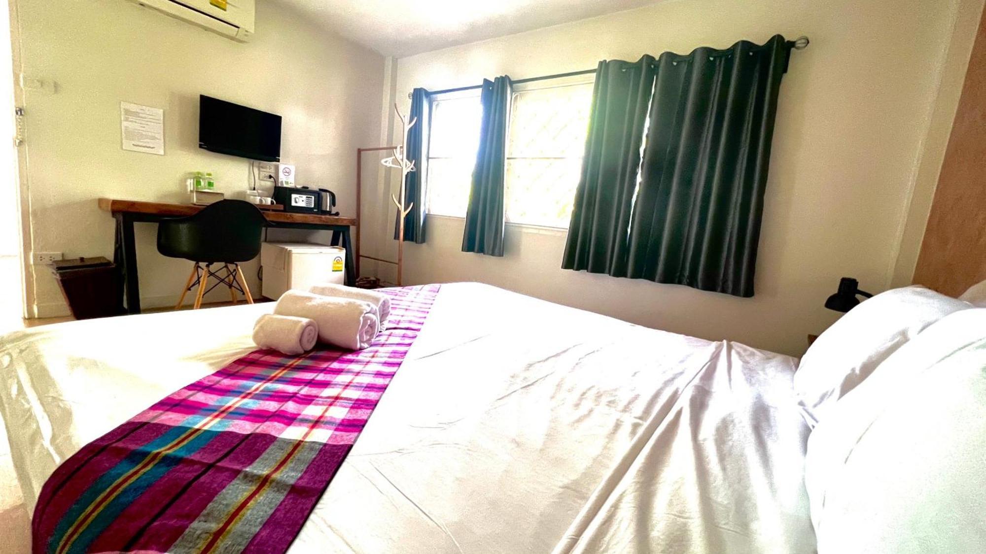 Udee Cozy Hotel Чиангмай Екстериор снимка